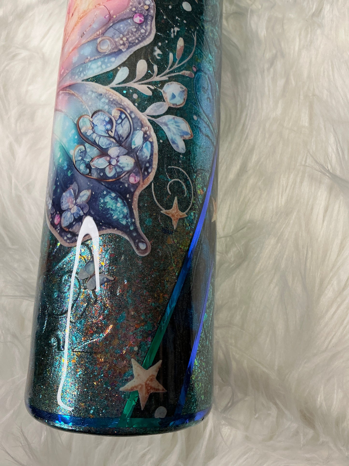 #630 32 oz Plump Butterflies & Tooled Leather
