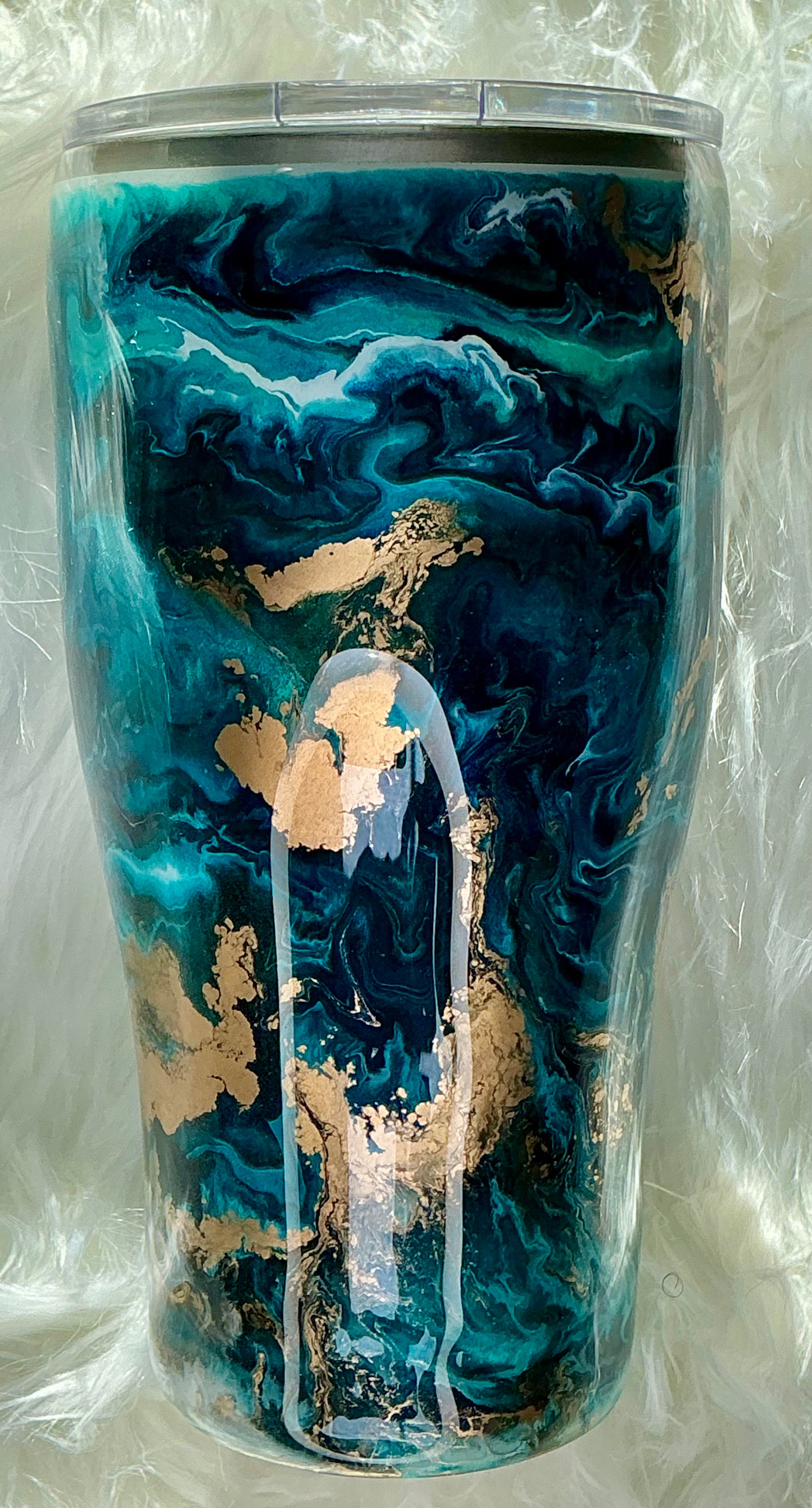 #25. 30 oz Modern Curve - Ocean Inspired Blues, Teals, and Gold