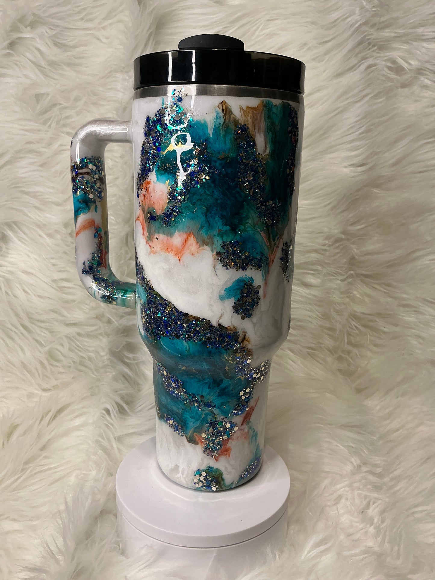 #678. 40 oz Traveler Western Bling