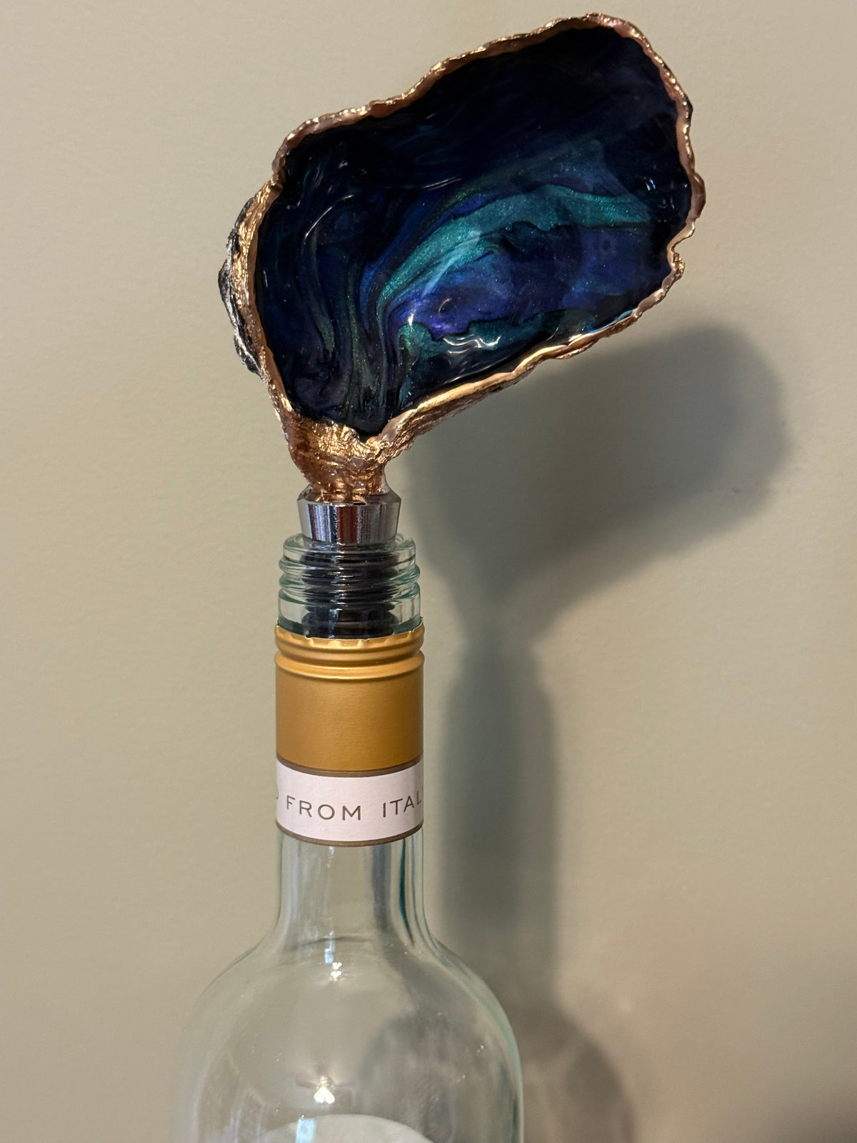 Wine Stopper - Oyster Shell w/ Blues, Greens, and Purple