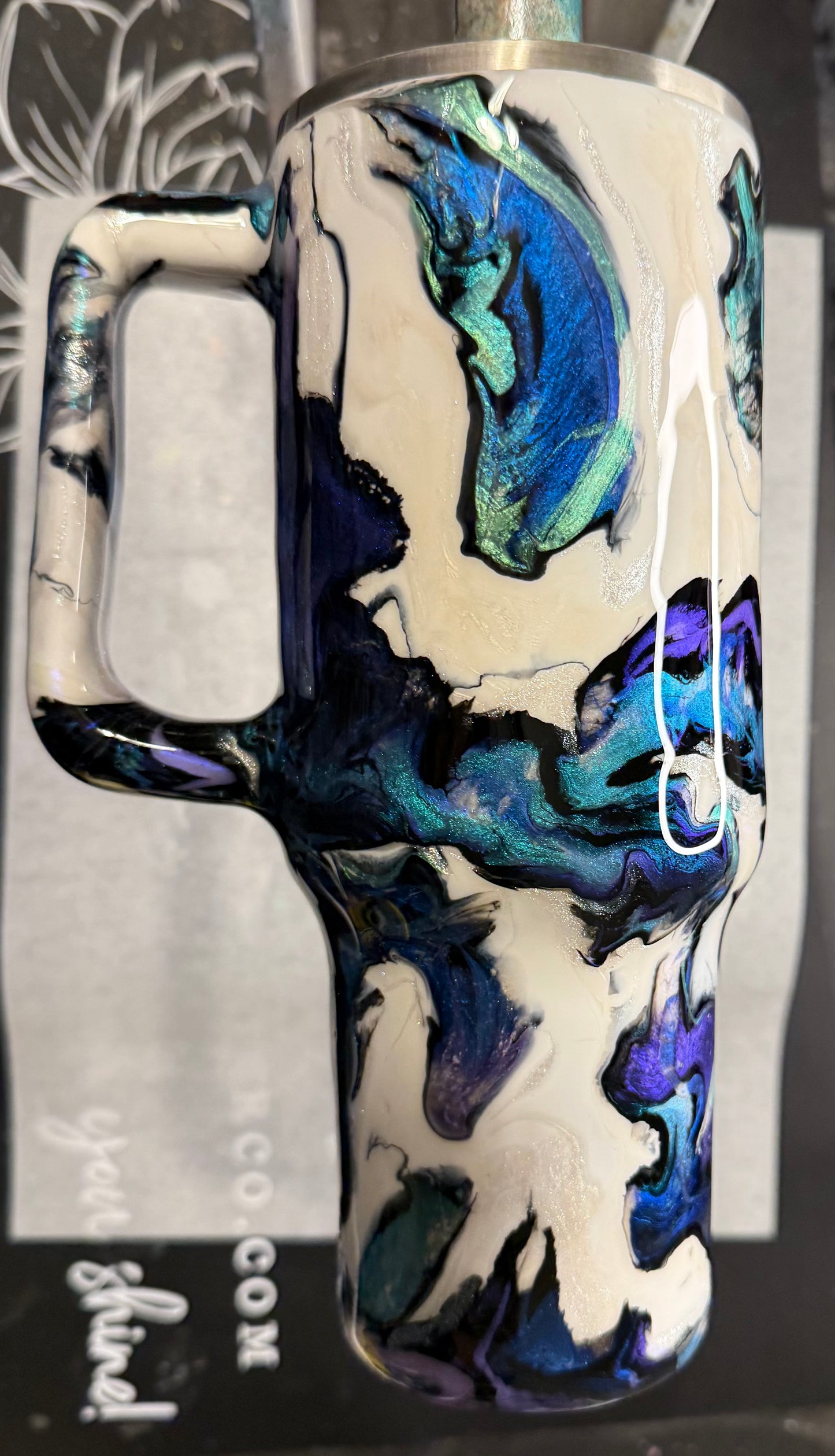 #717. 40 oz Traveler Shovonn Opal with GLOW