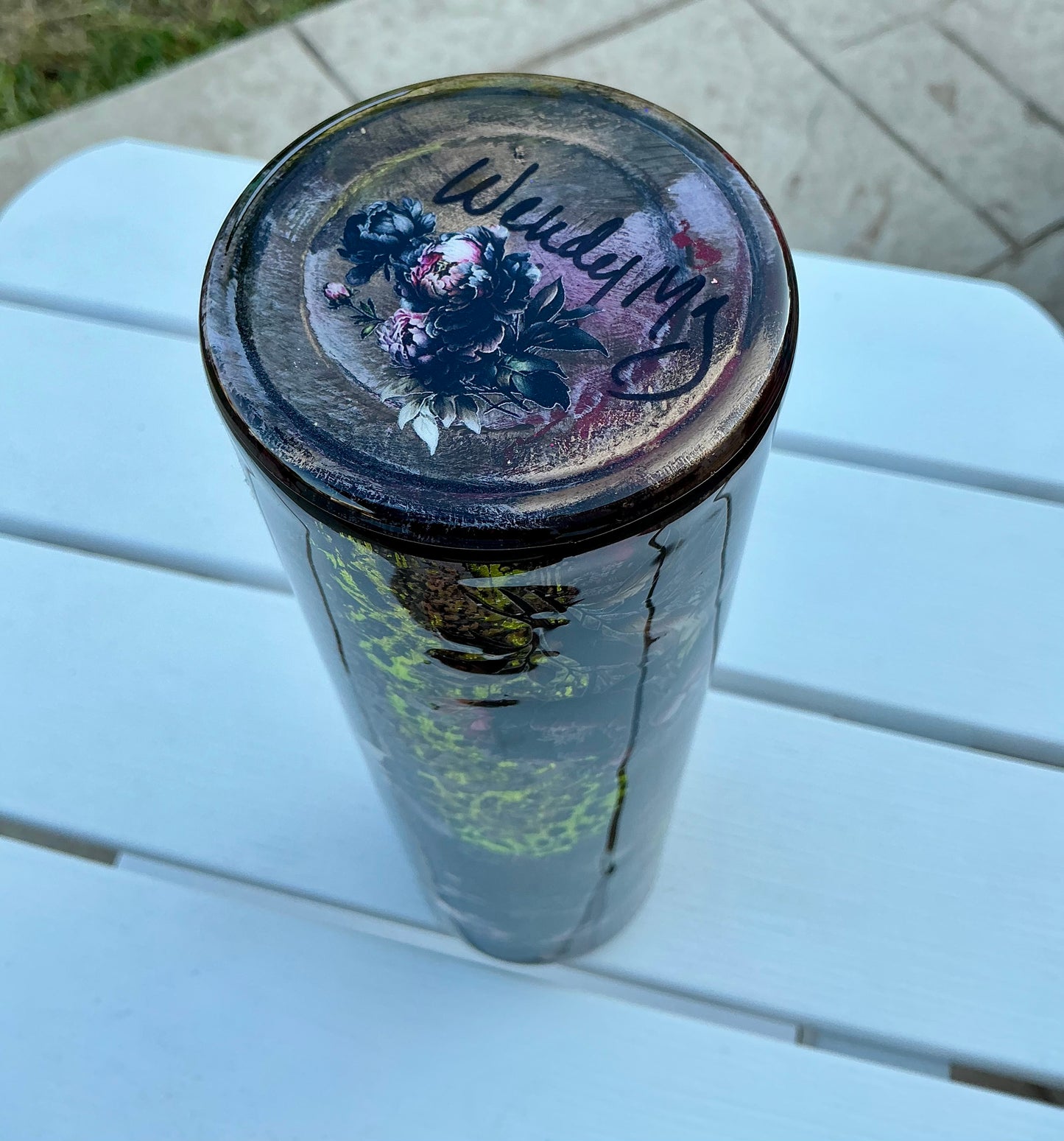 #714. 32 oz Tipsy GRUNGE with Peonies & a GRUNGE Element Sheet & Peony UVDTFs