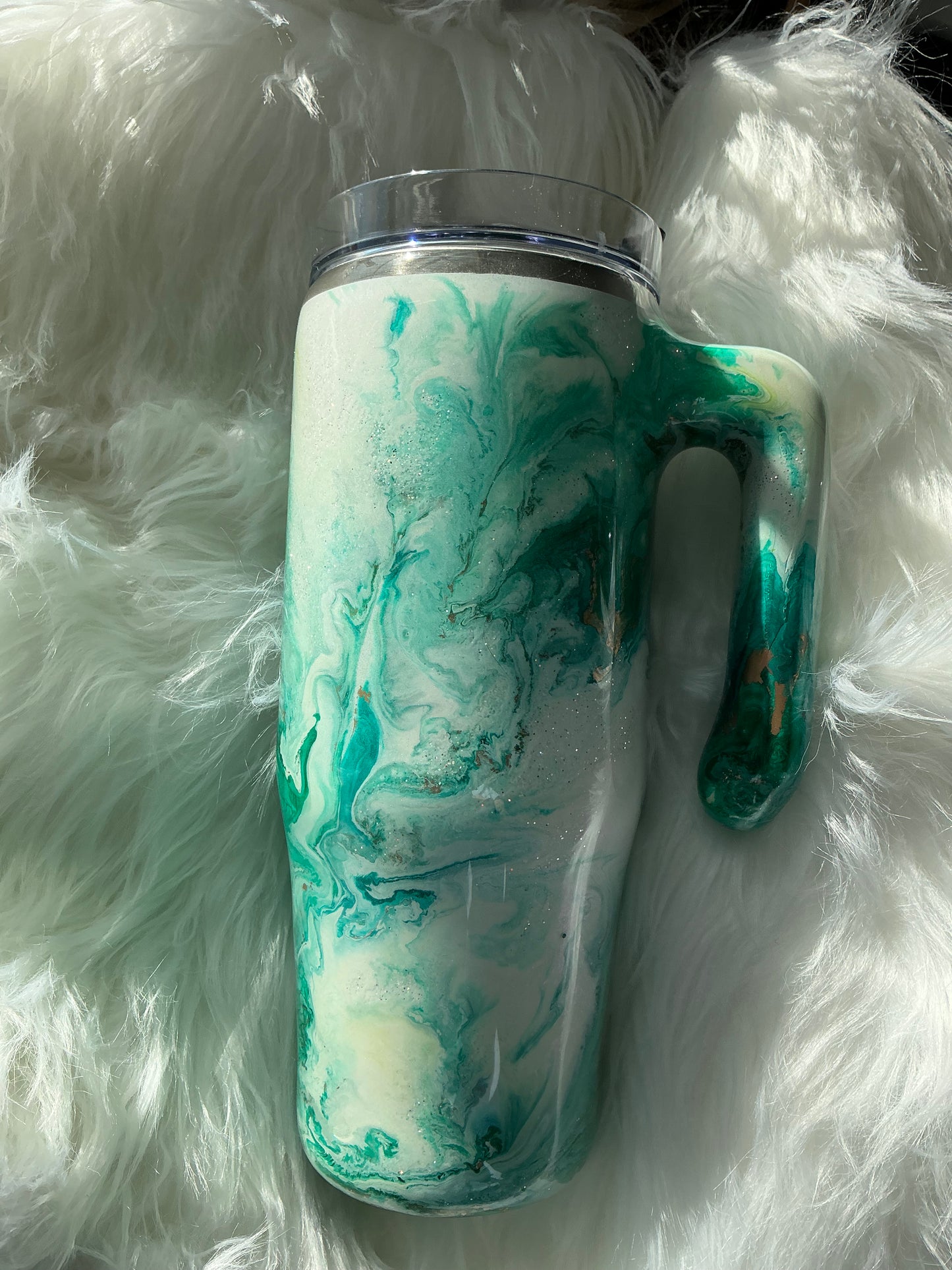 #18. 30 oz Grippy in a Green Marble Technique