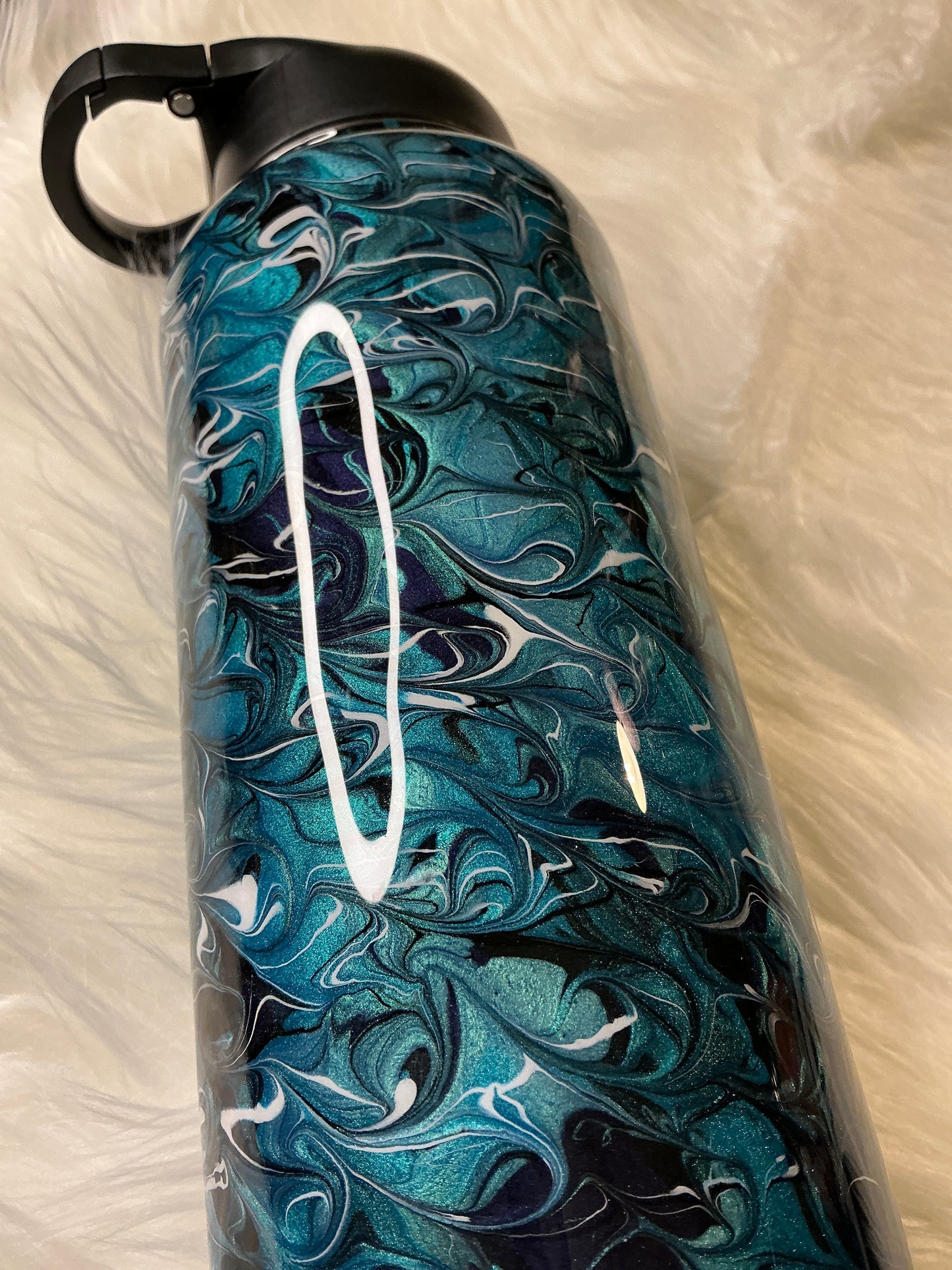 #636 40oz Hydro Eagles colors