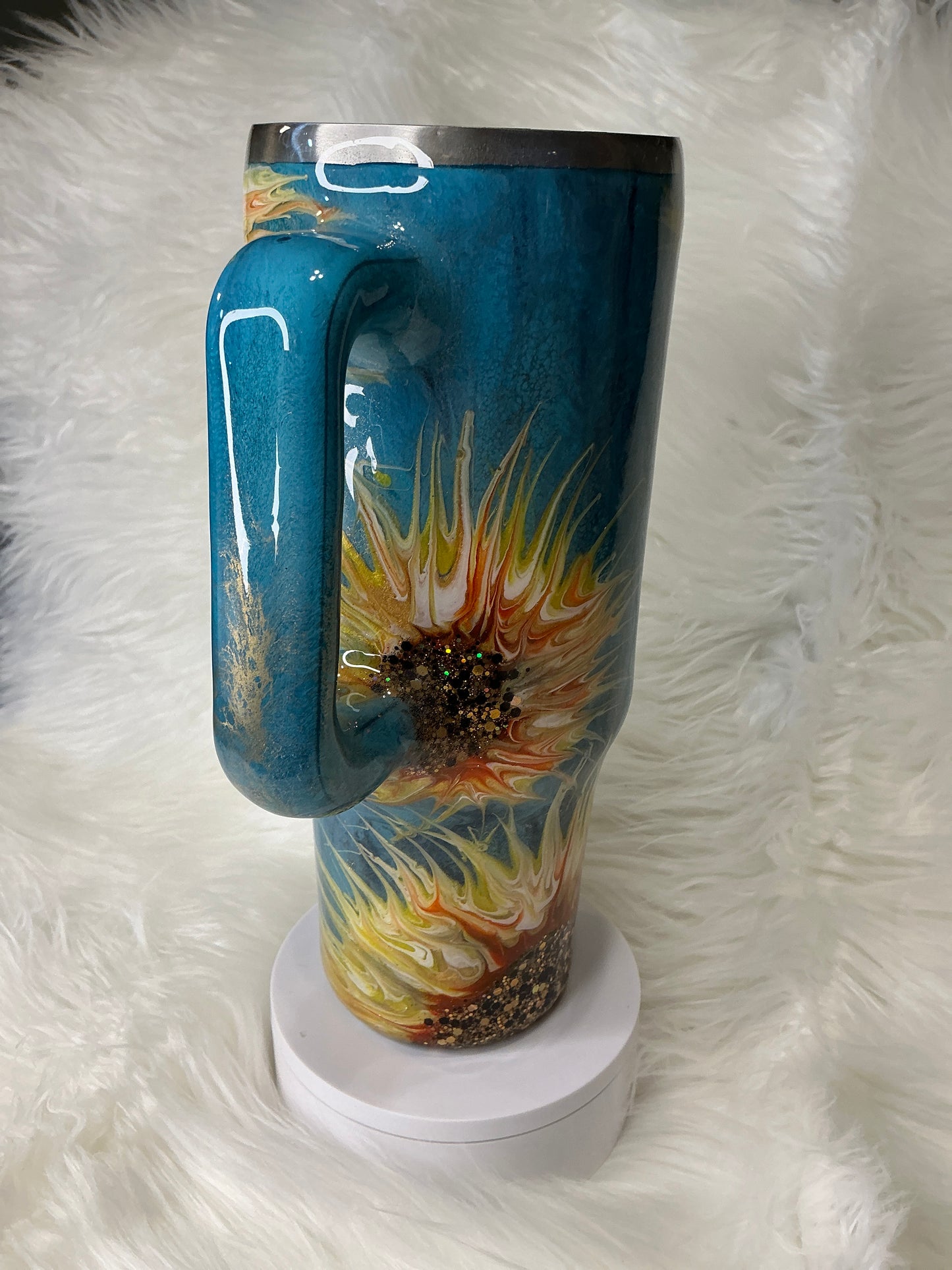 #686. 40 oz Traveler in a Teal Patina Sunflower