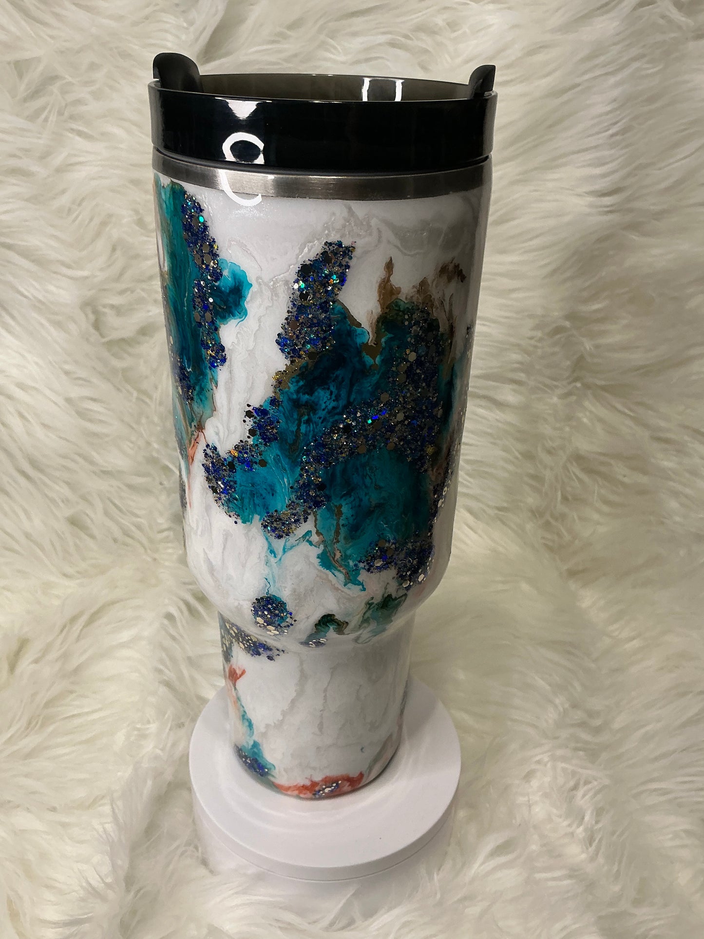#678. 40 oz Traveler Western Bling