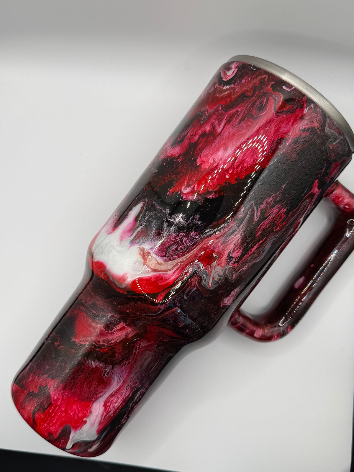 40 oz Traveler with Red & Black ink & Silver Alloy