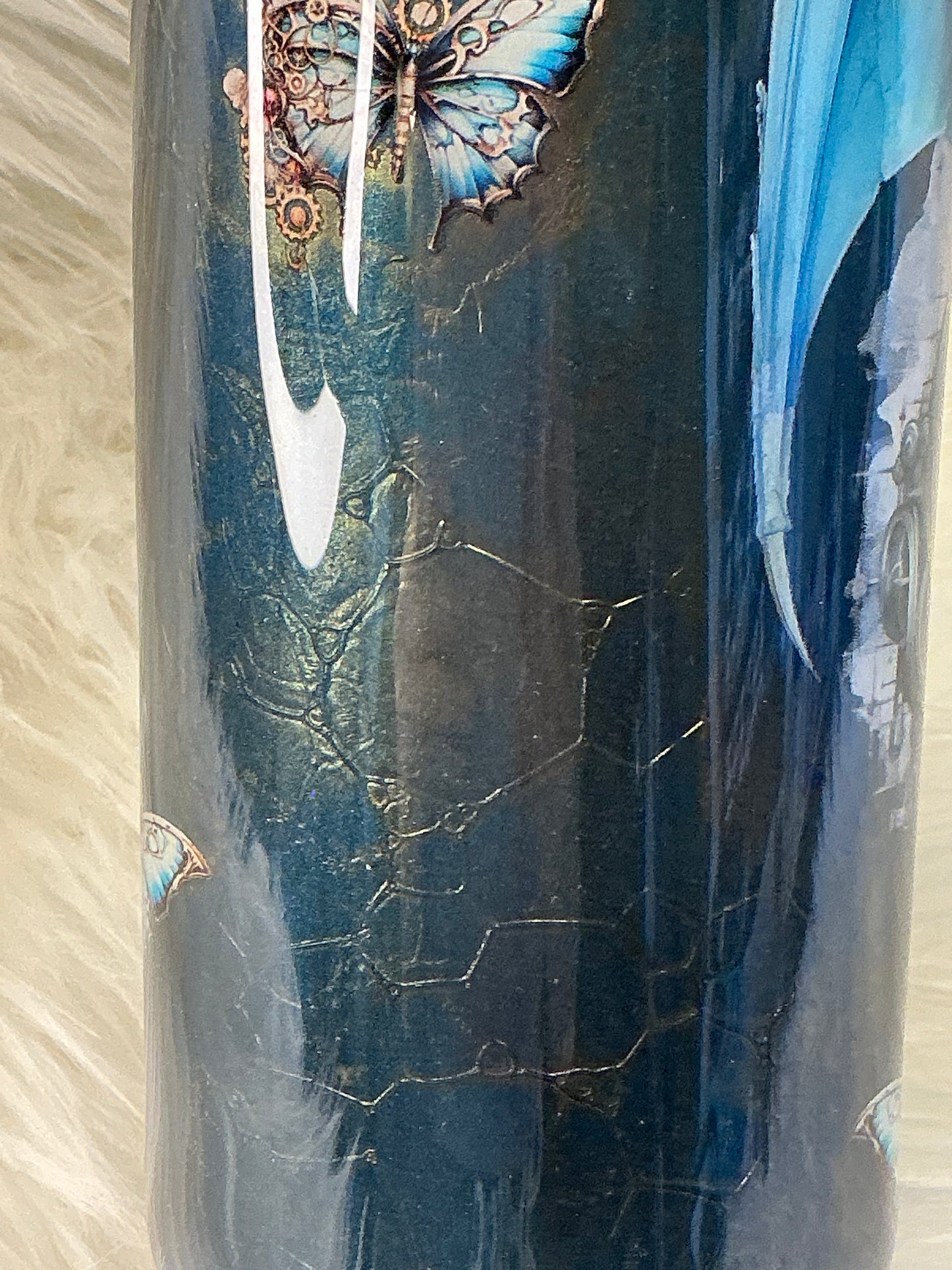 659. 30 oz Skinny - Dragon Scale with Dragon Decal
