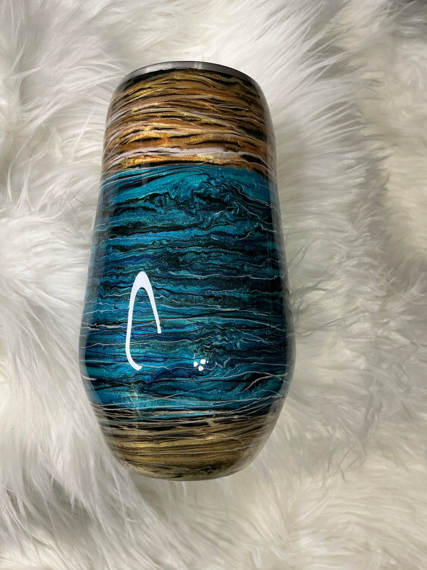 #609.   17 oz Stemless Wine in a Blurred Lines Beach Sunset