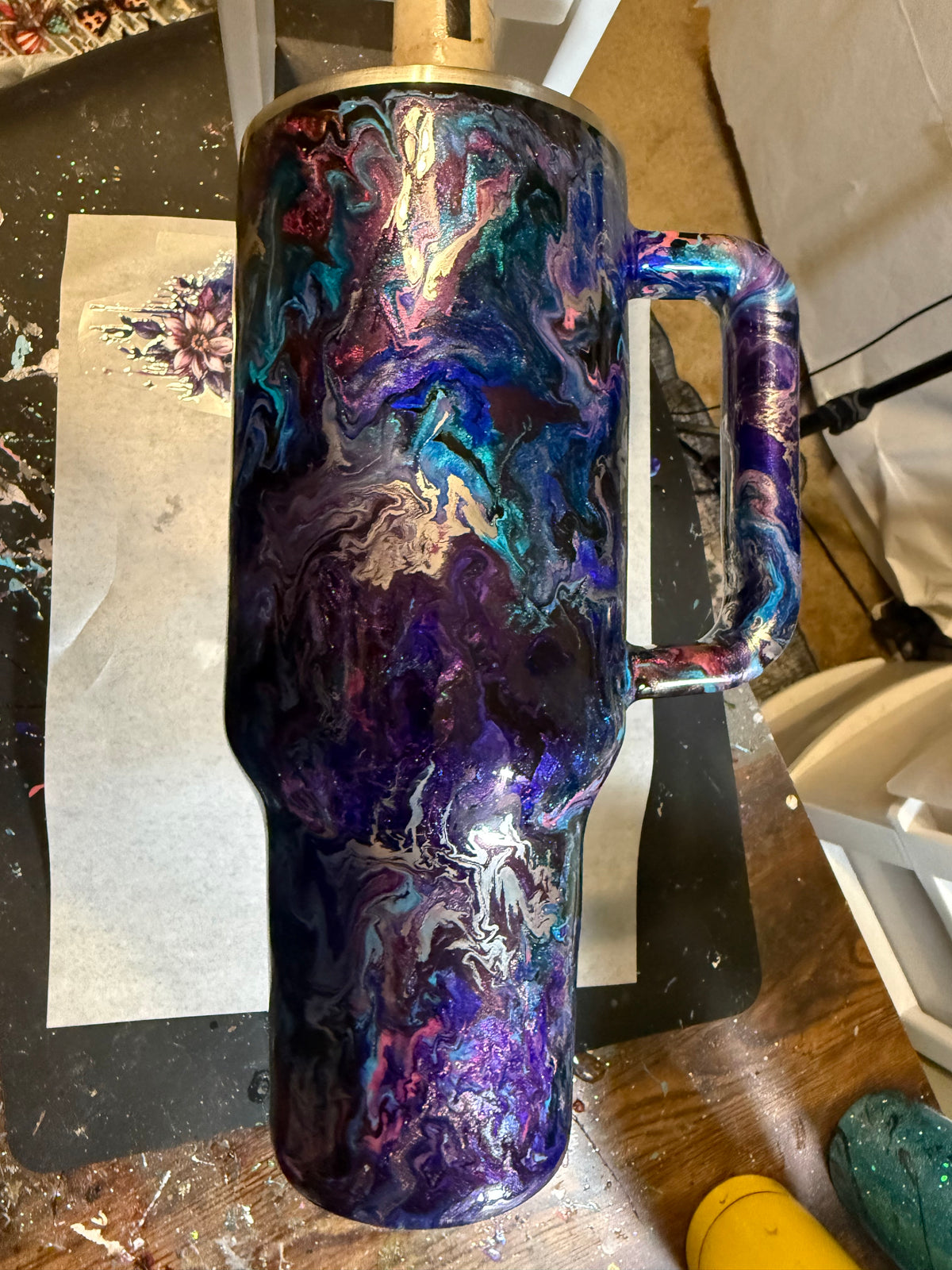 40 oz Traveler w/ Turquoise, Purple, & Pink Mash-Up Technique
