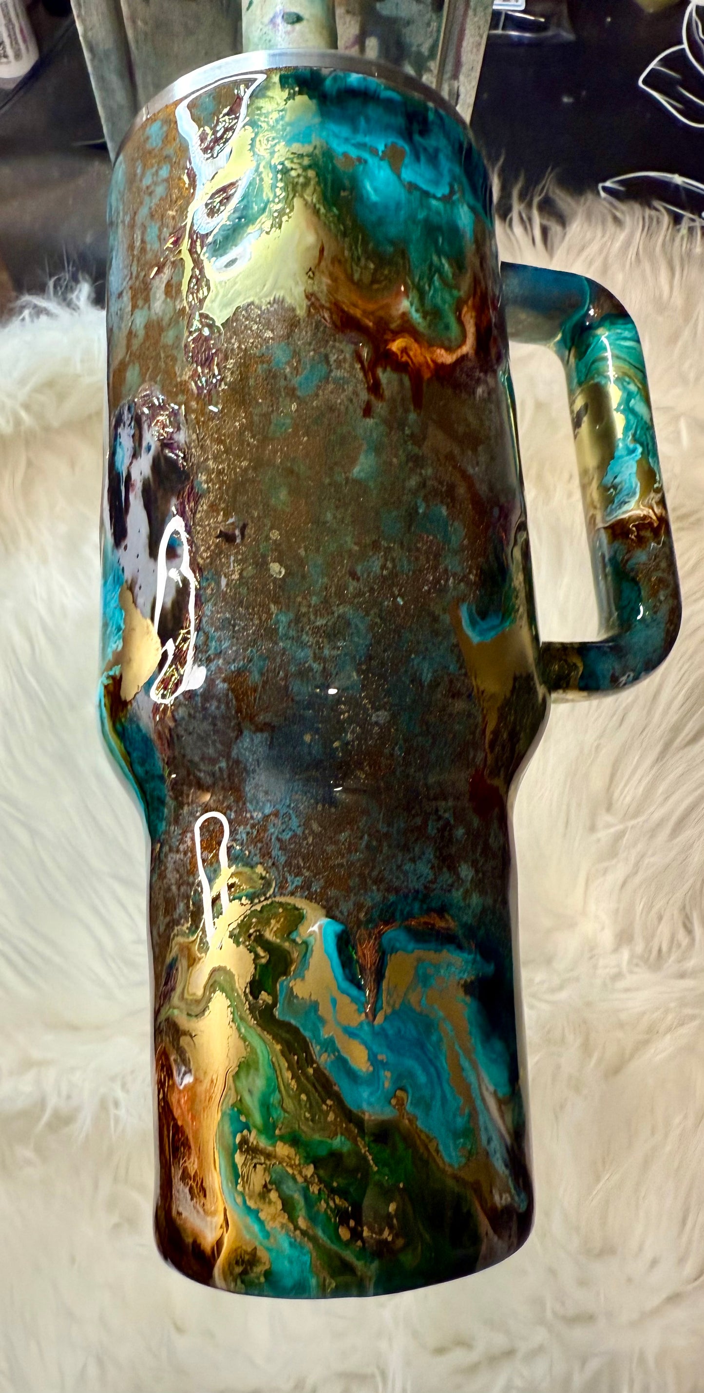 #711. 40 oz Traveler Patina with Ink Drop, Cow Foil, & Lynx by Foils & Flakes