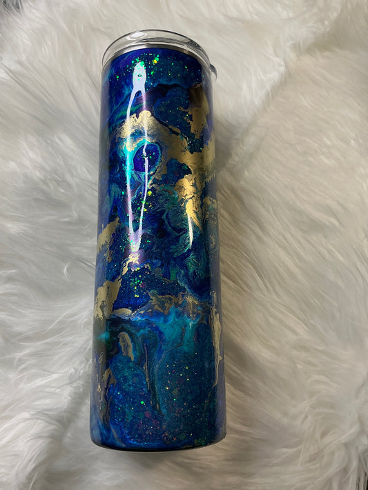 #643 30 oz Blue Sparkle