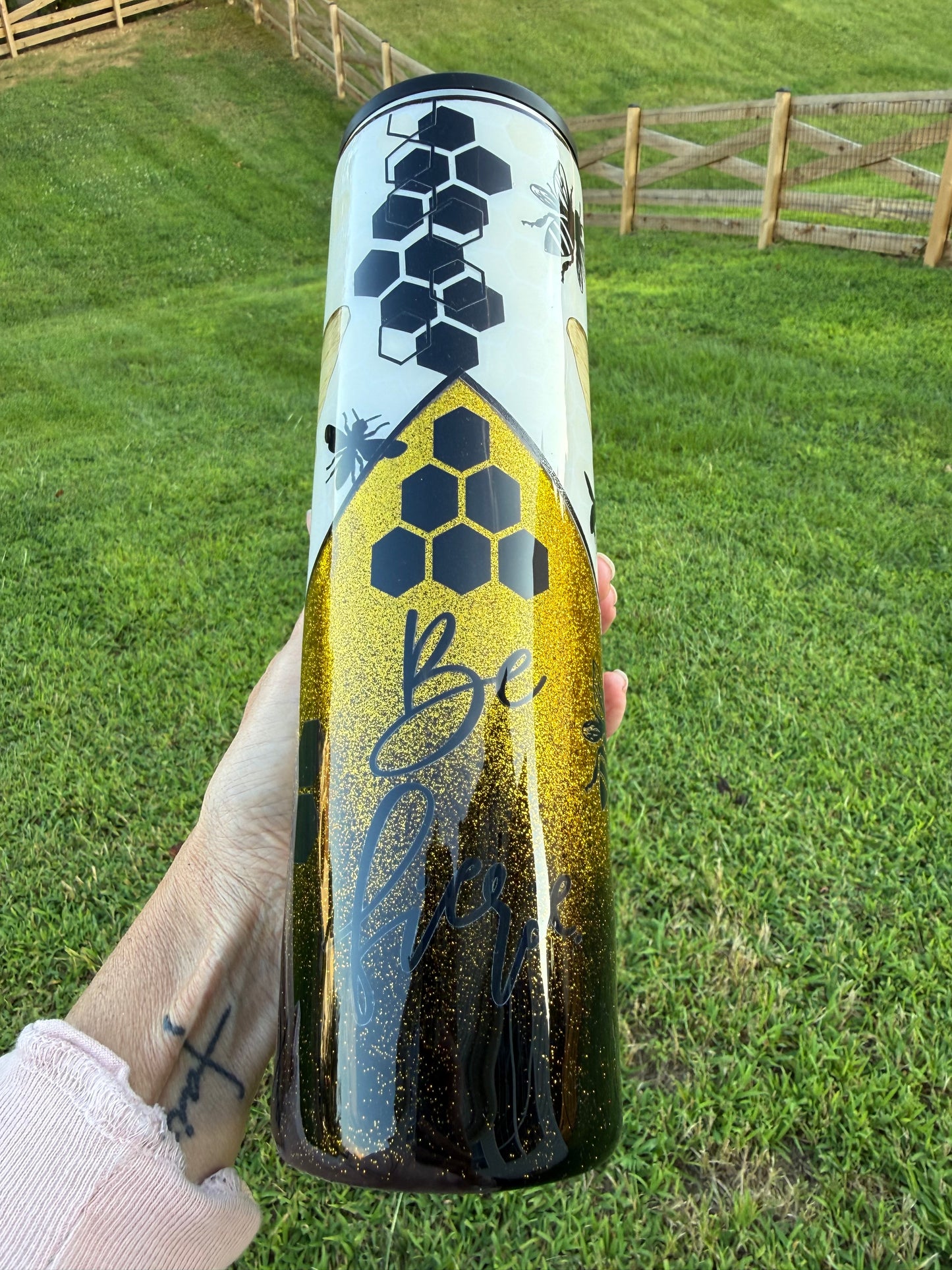 32 oz Tipsy BE Fierce (Bee theme) Vinyl Multimedia