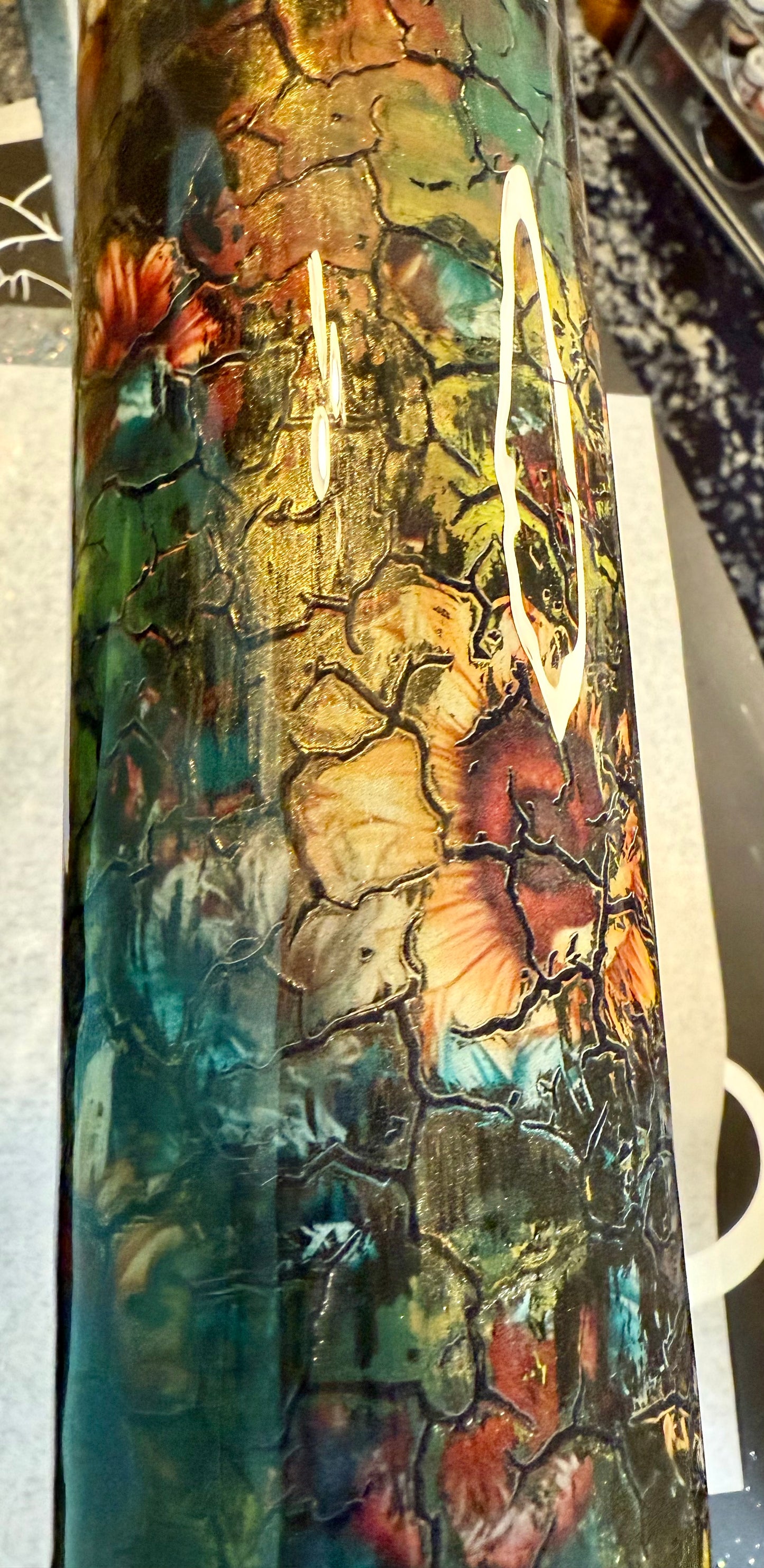 #716. 32 oz Tipsy GRUNGE with Sunflowers Flowers & a Crackle GRUNGE Element Sheet