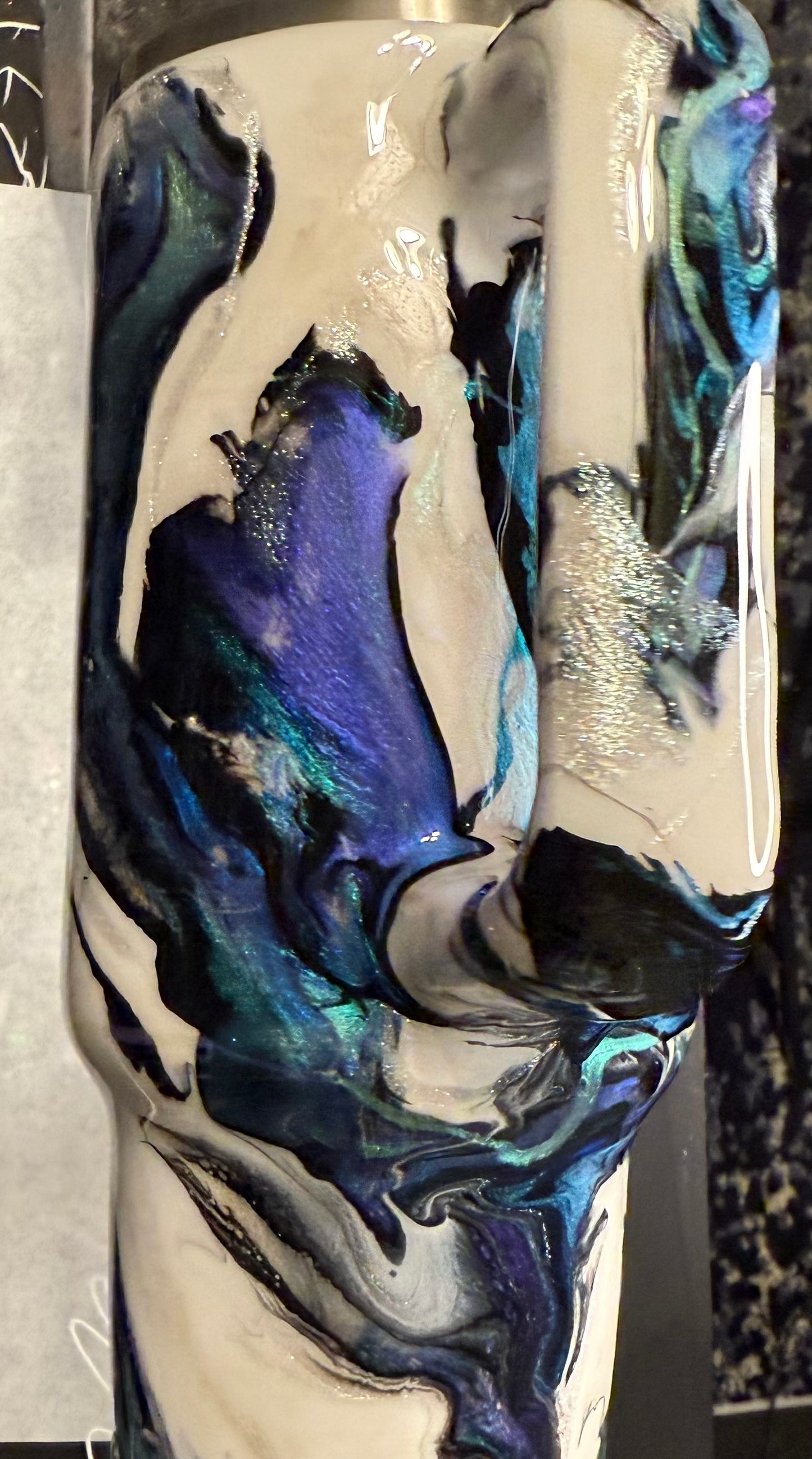 #717. 40 oz Traveler Shovonn Opal with GLOW