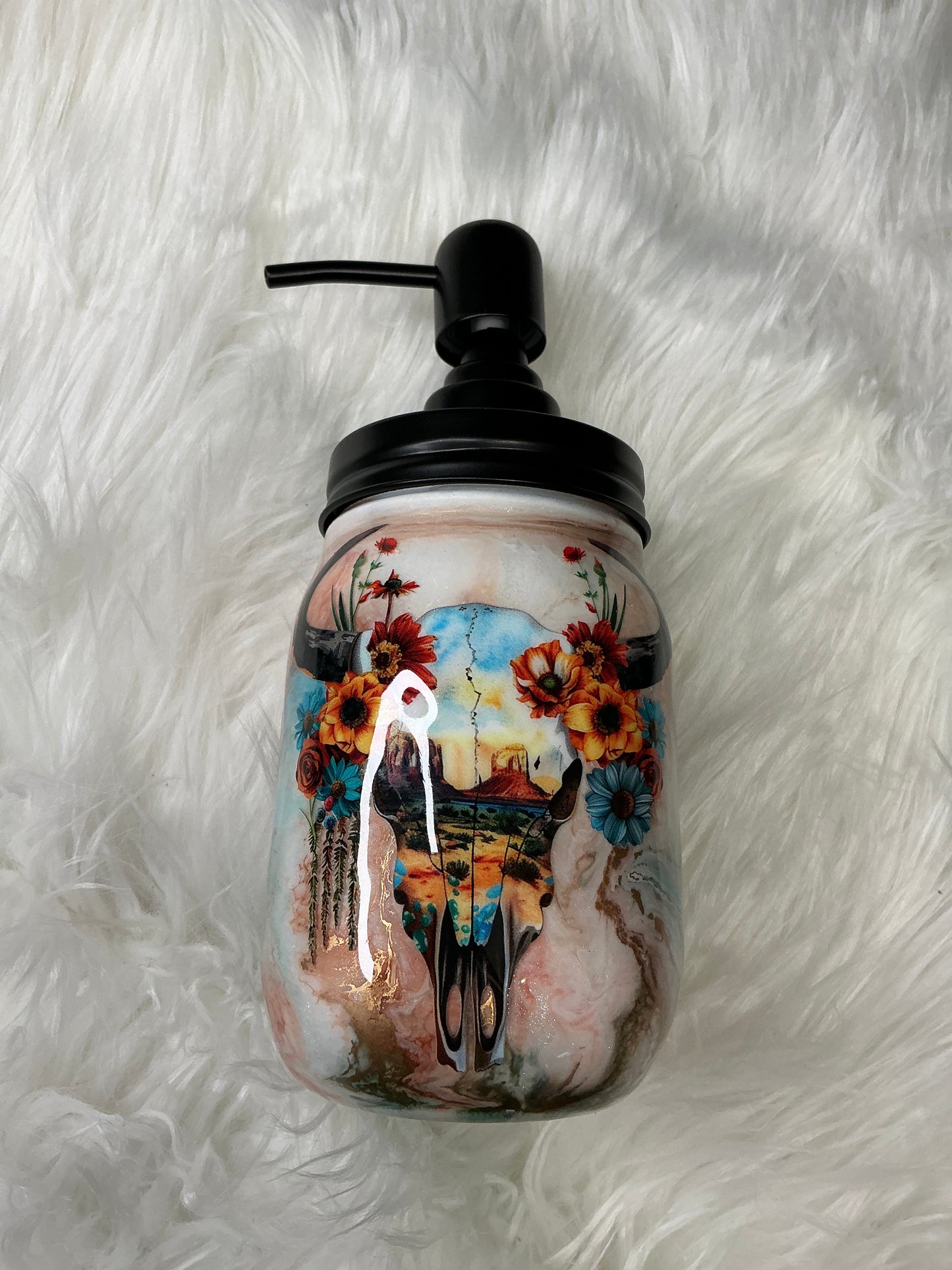 #621.   12 oz Soap or Lotion Dispenser - Western Tones
