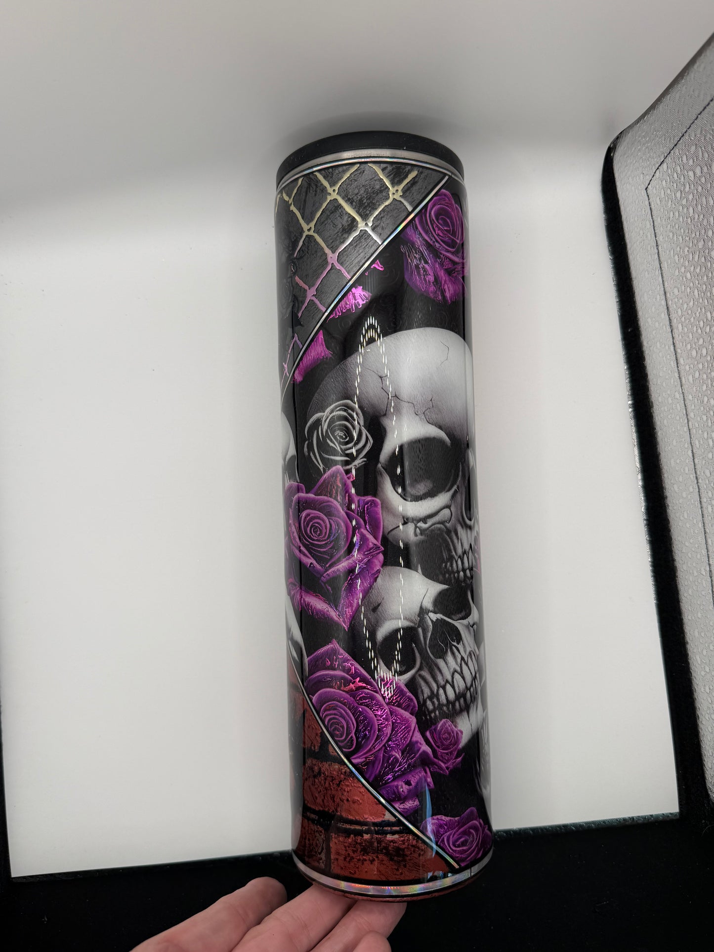 32 oz Tipsy Muli-Media Skulls
