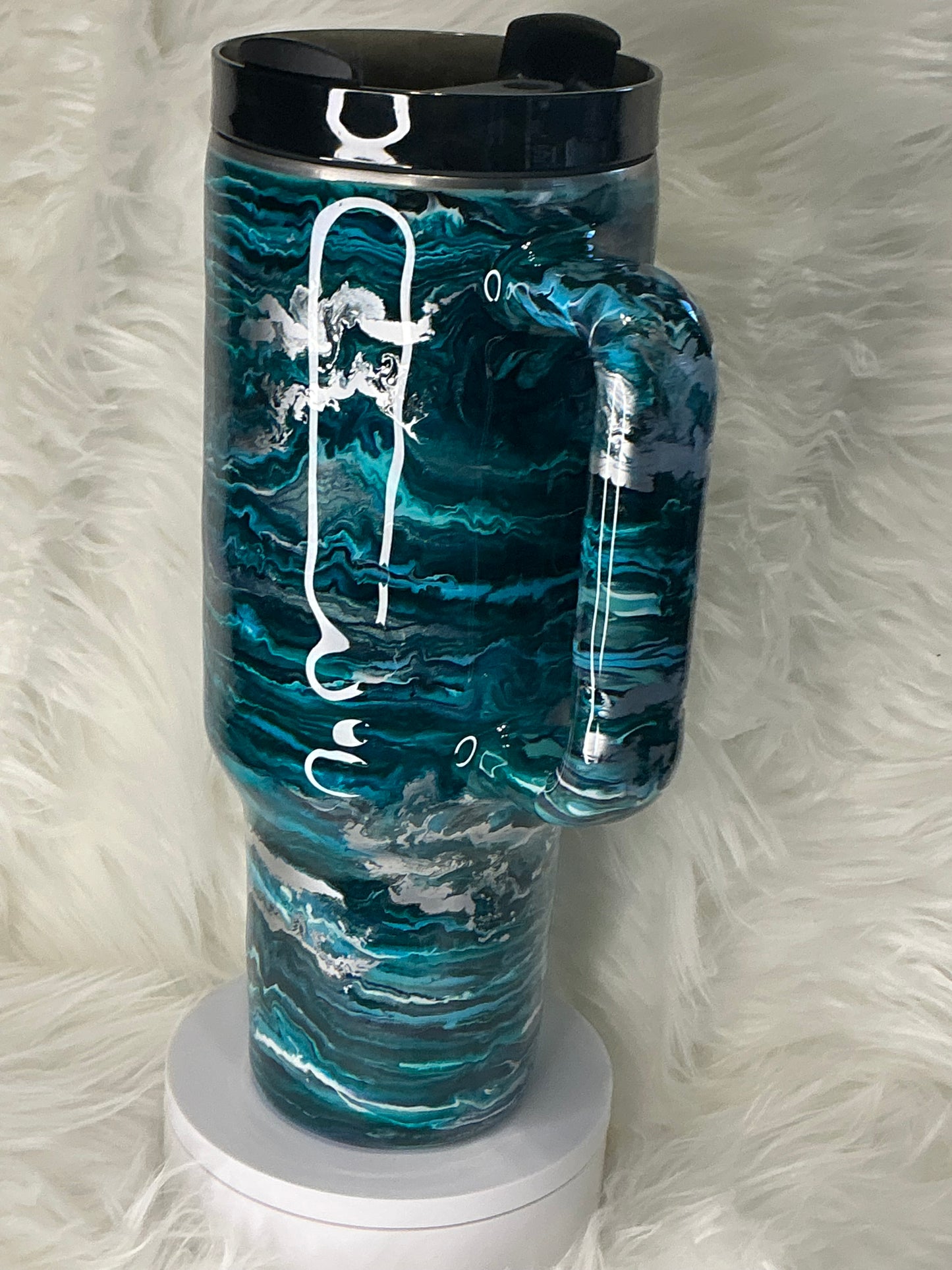680.  40 oz Traveler Teal & Silver Blurred Lines