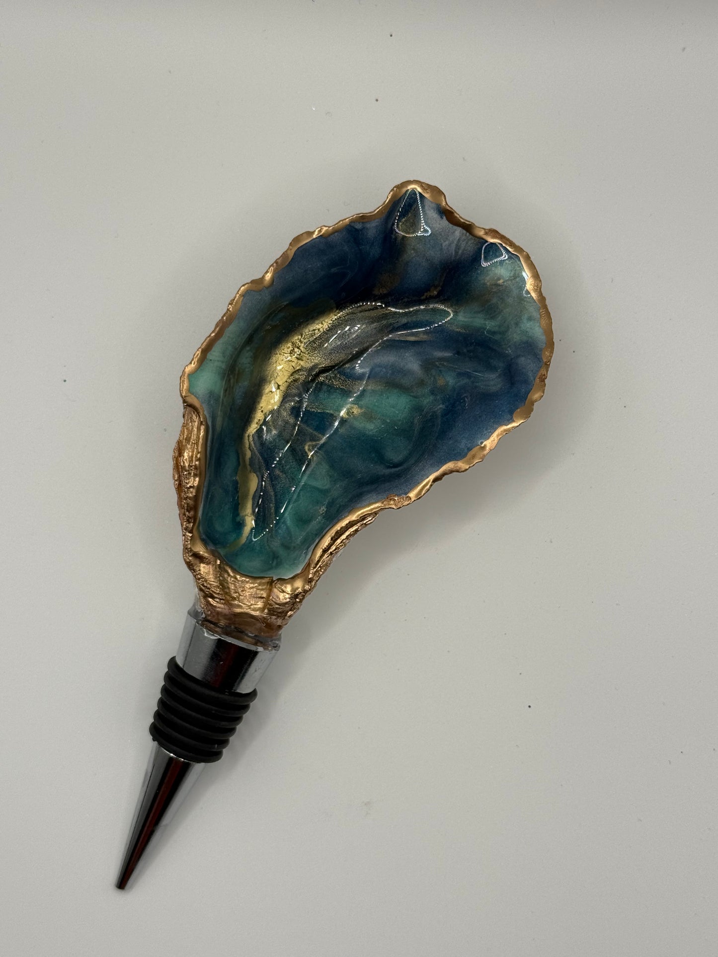 Wine Stopper - Oyster Shell w/ Blue & Green Ocean Theme
