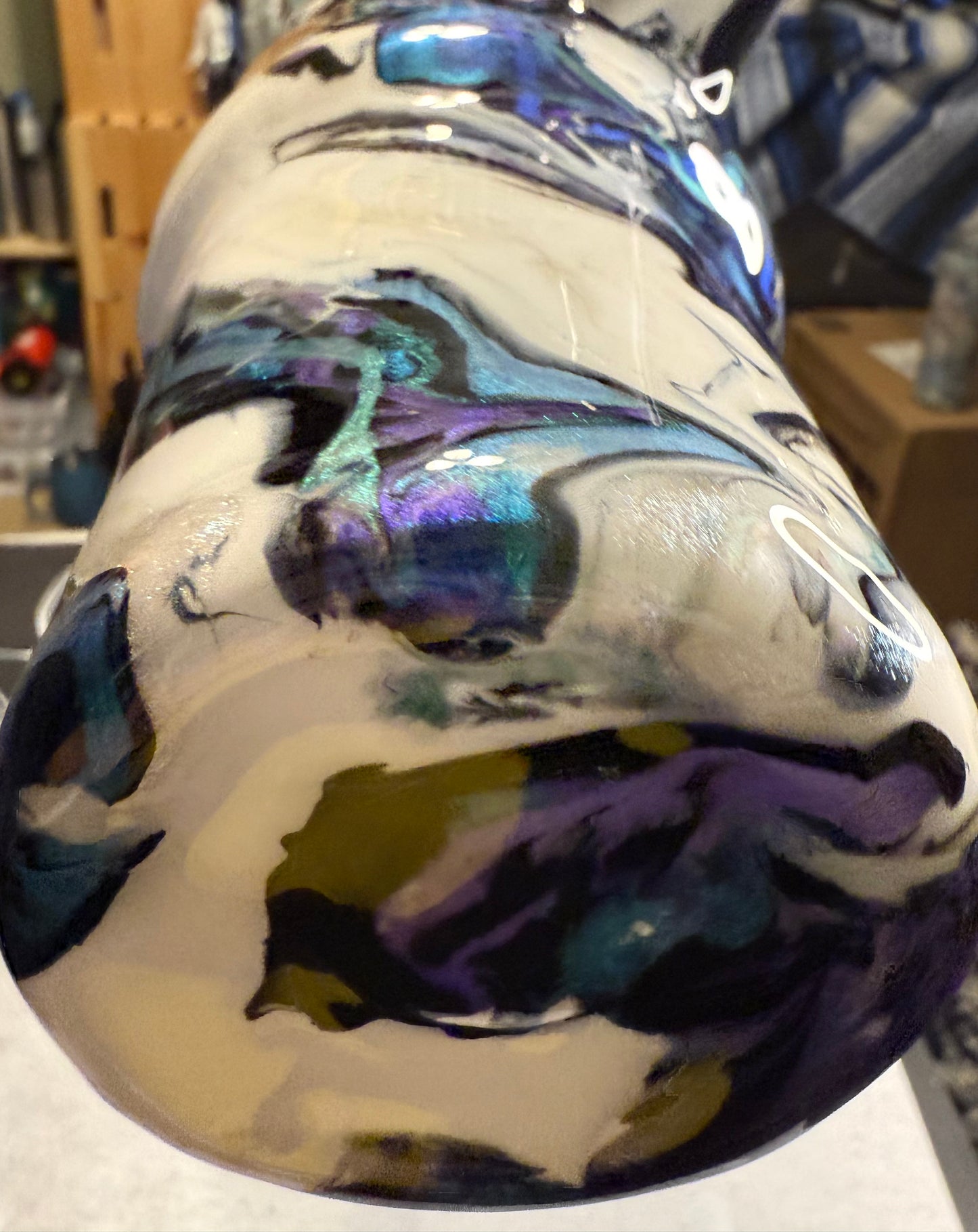 #717. 40 oz Traveler Shovonn Opal with GLOW