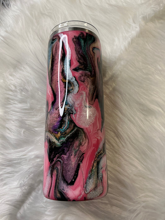 #646 20oz Skinny Pink Base with a Black Opal & GLOW