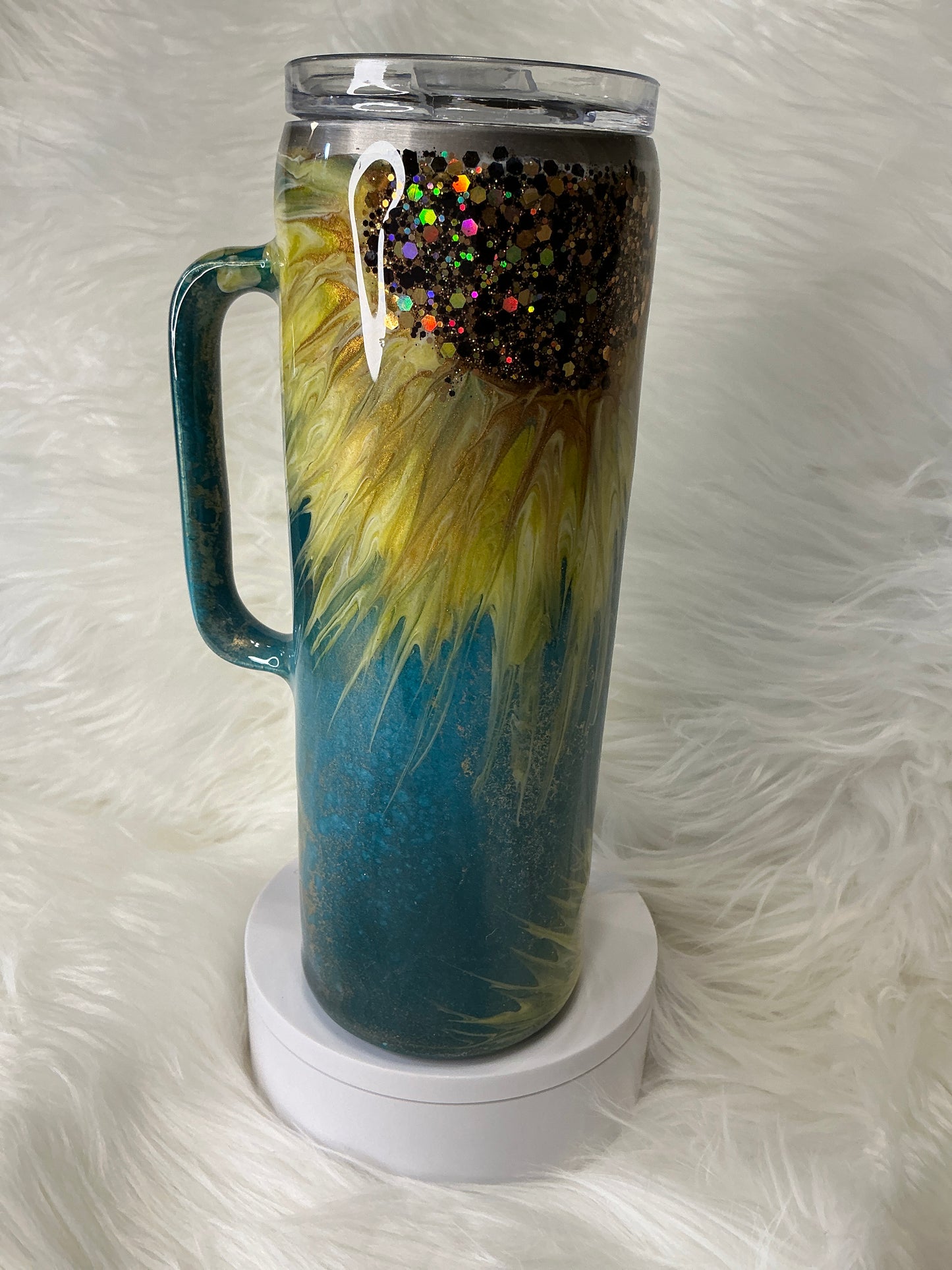 #696. 20 oz Hoggdle teal patina & Sunflowers
