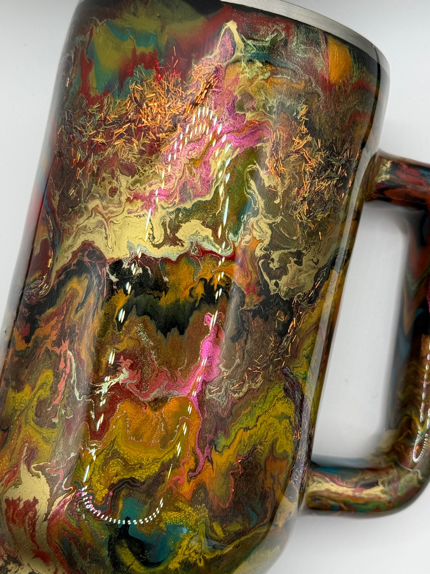 32 oz Tipsy Muli-Media Skulls