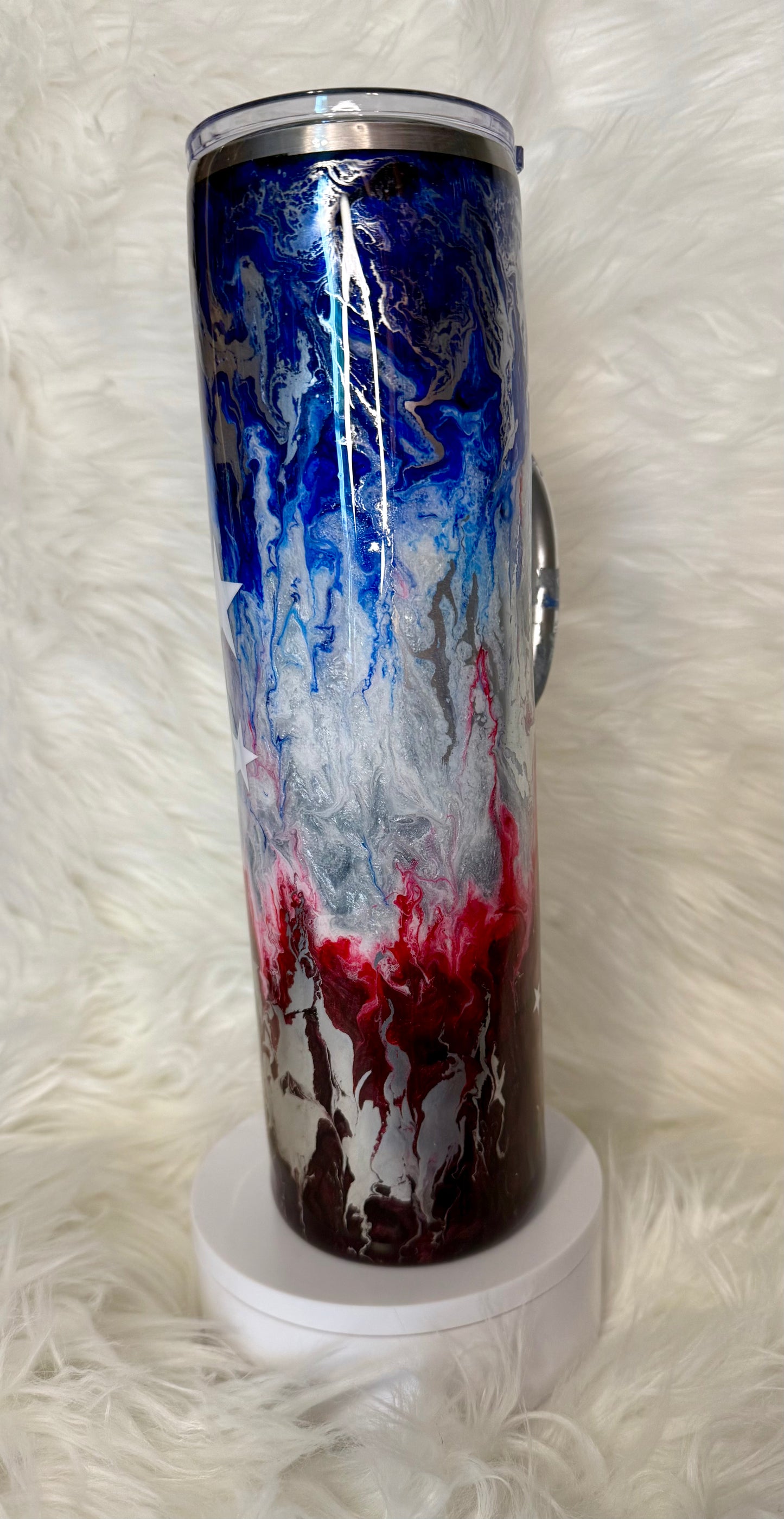 #699. 32 oz Plump Red, White, & Blue Marble Melt