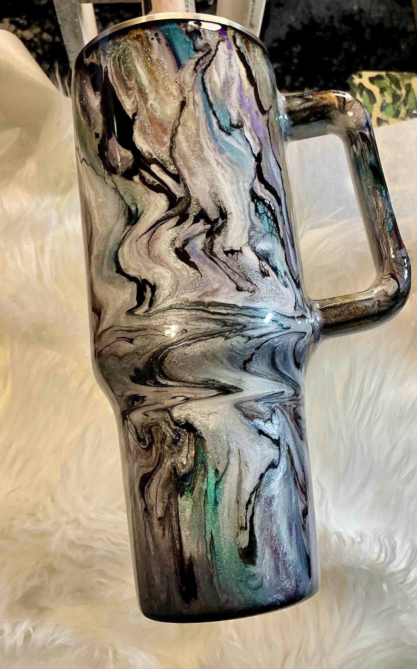 673. 40 oz Traveler Abalone (Danielle made on 3.11 live)